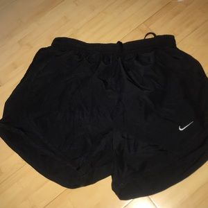 Black nike shorts